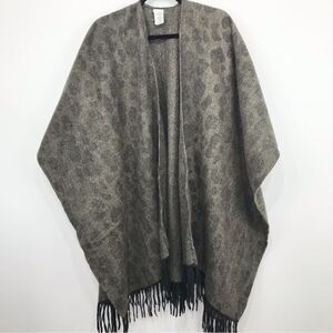 Woolrich Tan Black Animal Print Fringed Soft Cozy Poncho Scarf Wrap